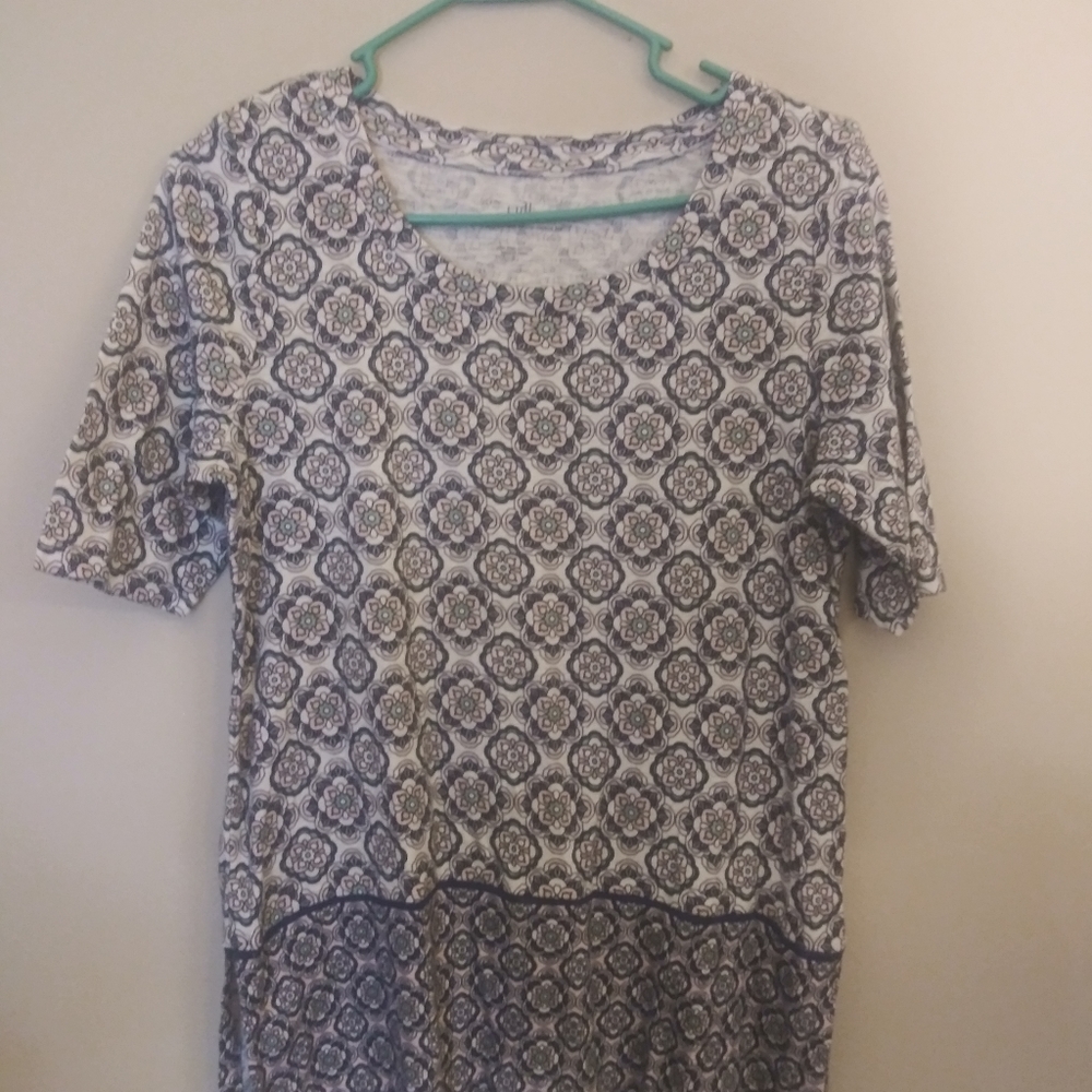 J. Jill scoop neck print top Size Small